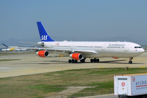 OY-KBI - A340-313 - SAS Scandinavian Airlines - PEK - 15-04-2018