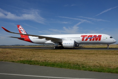 PR-XTC - A350-941 - LATAM Airlines Brasil - CDG - 10-09-2018b