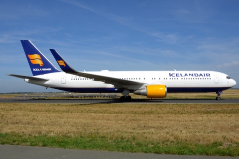 TF-ISP - 767-319(ER)(WL) - Icelandair - CDG - 10-09-2018
