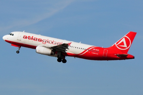 UR-AJC - A320-232 - AtlasGlobal Ukraine - CDG - 10-09-2018