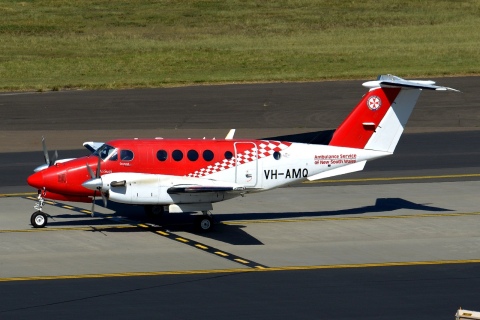 VH-AMQ - Beech B200C Super King -  Air Ambulance Air Service - SYD - 11-04-2018
