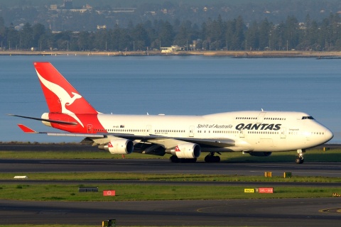 VH-OEG - 747-438(ER) - Qantas - SYD - 11-04-2018