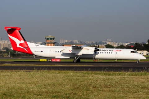 VH-QOD - DHC-8-402Q - QantasLink - SYD - 07-04-2018