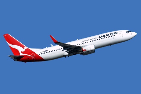 VH-VZM - 737-838(WL) - Qantas - SYD - 11-04-2018