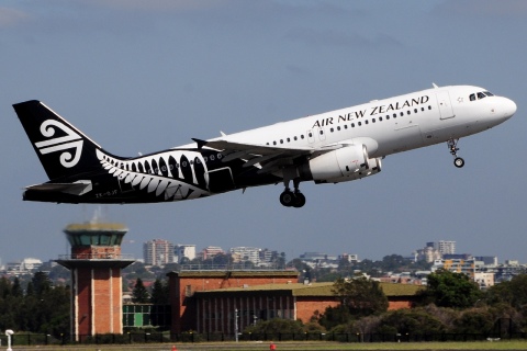 ZK-OJF - A320-232 - Air New Zealand - SYD - 07-04-2018b