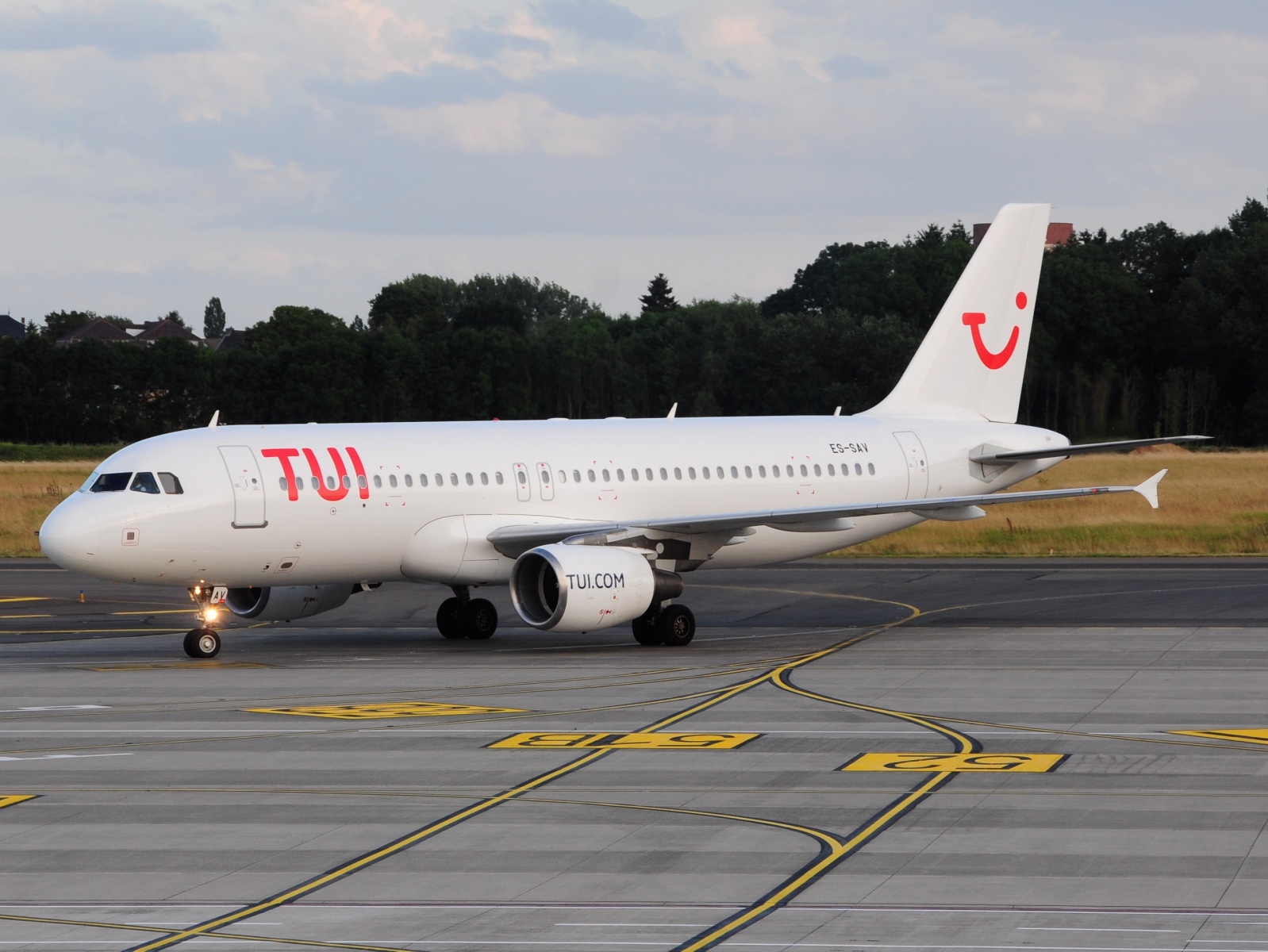 ES-SAV - A320-214 - TUI Airlines Belgium - CRL - 30-07-2019
