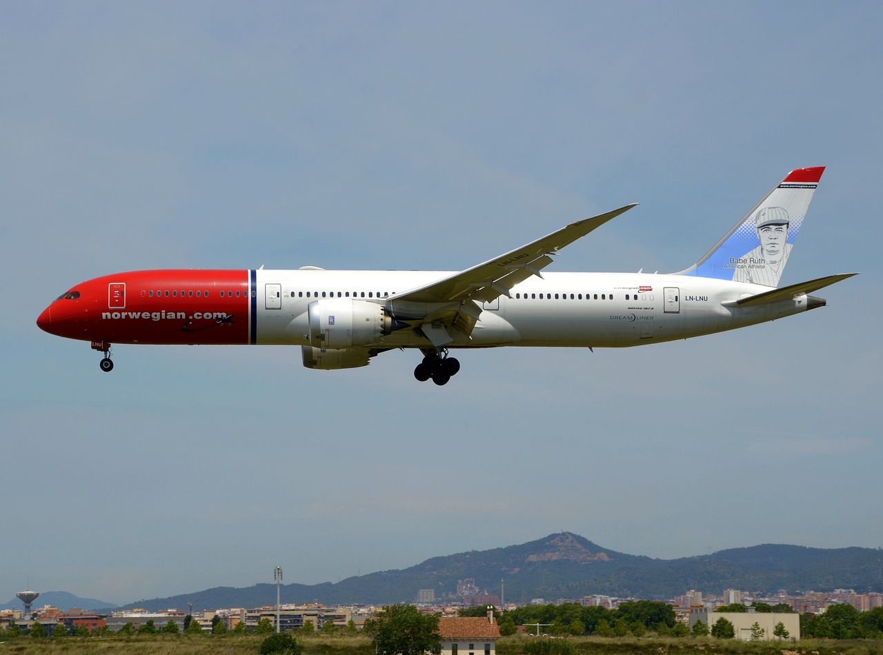 LN-LNU - 787-9 Dreamliner - Norwegian Long Haul - BCN - 03-06-2019