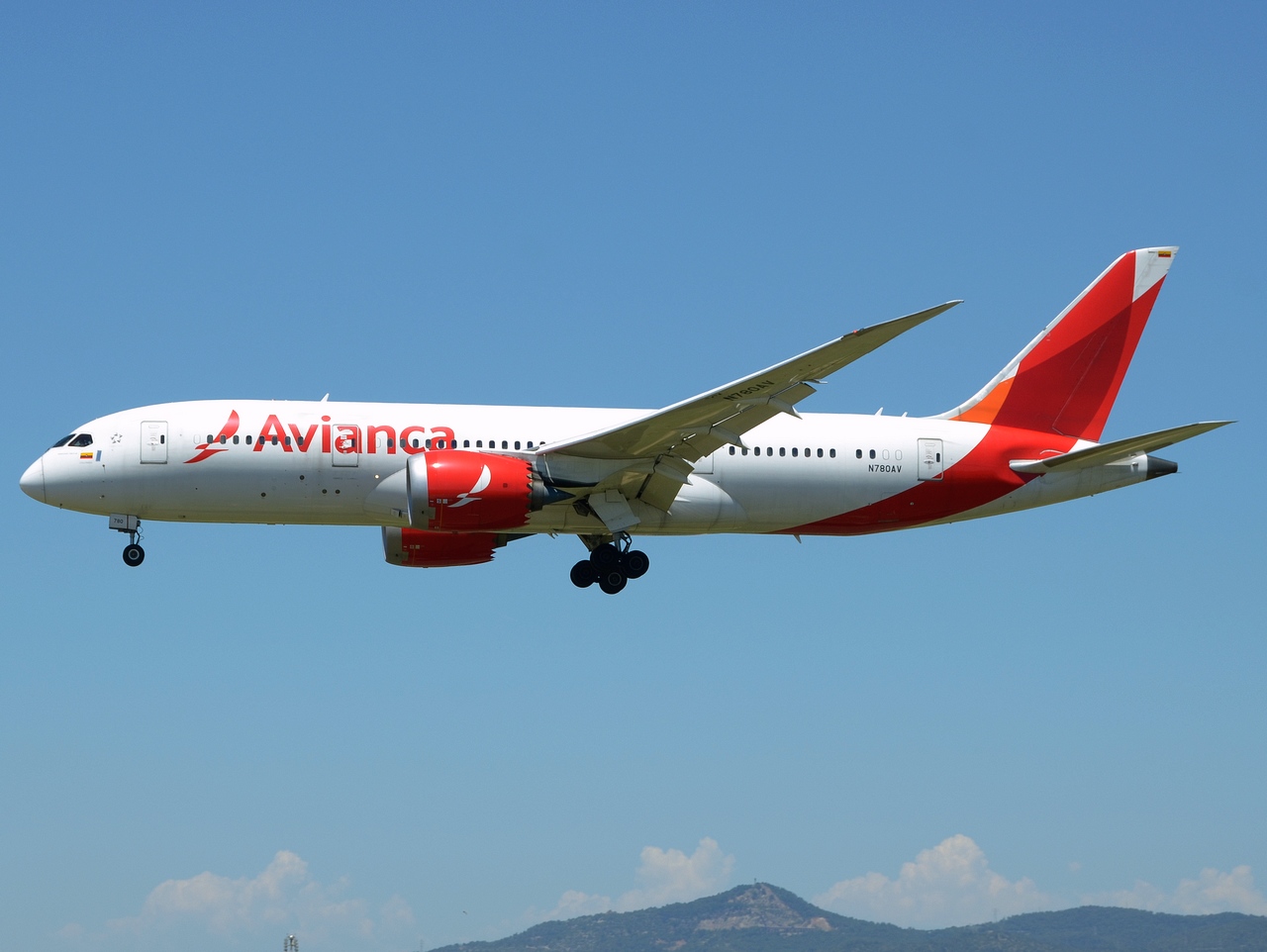 N780AV - 787-8 Dreamliner - Avianca - BCN - 02-06-2019
