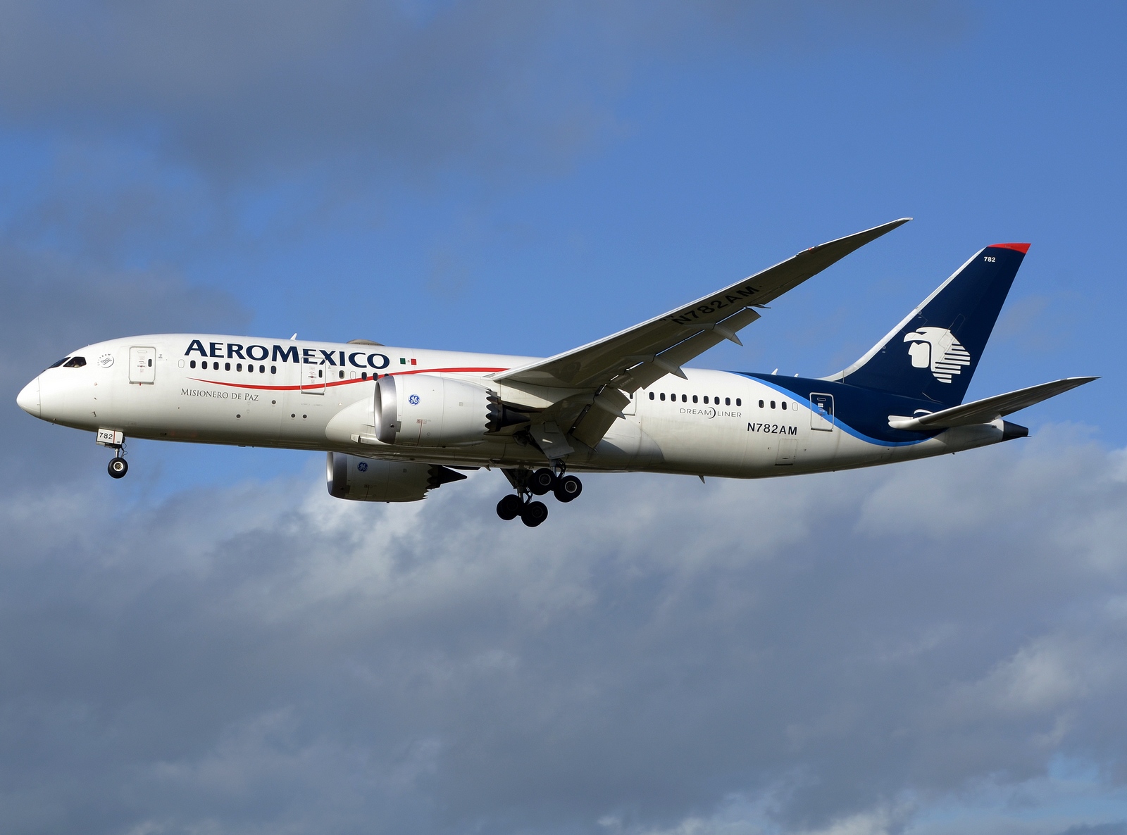 N782AM - 787-8 Dreamliner - Aeromexico - LHR - 18-10-2019