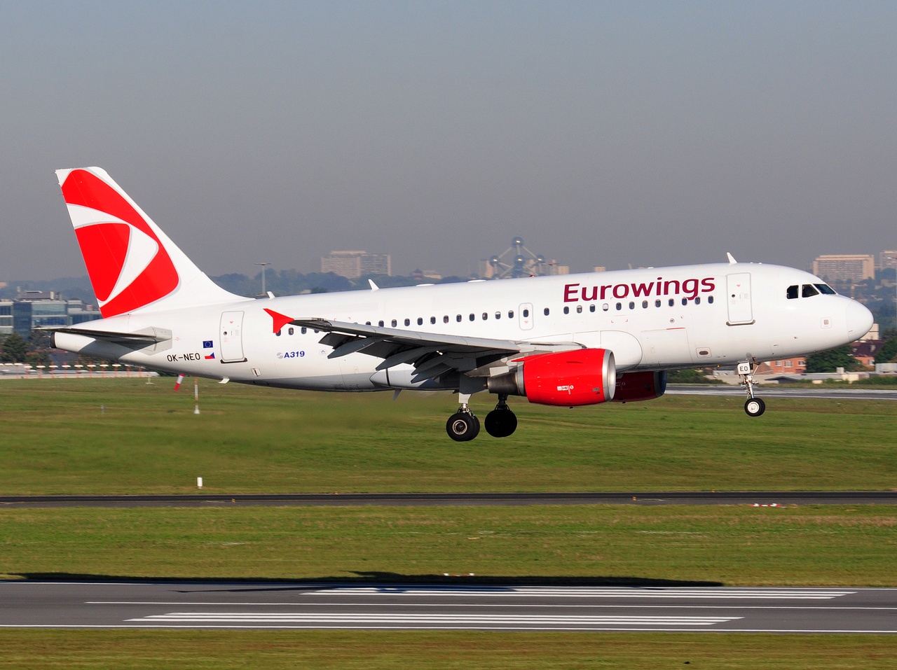 OK-NEO - A319-112 - Eurowings - BRU - 15-05-2019