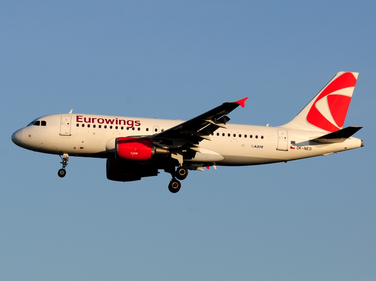 OK-NEO - A319-112 - Eurowings - BRU - 15-05-2019b