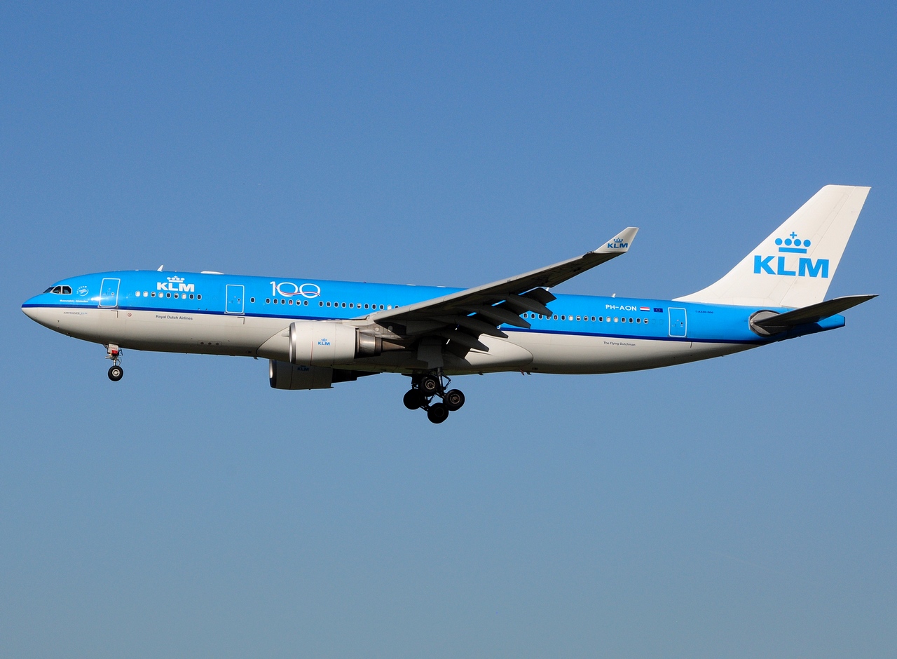 PH-AON - A330-203 - KLM Royal Dutch Airlines - AMS - 31-08-2019