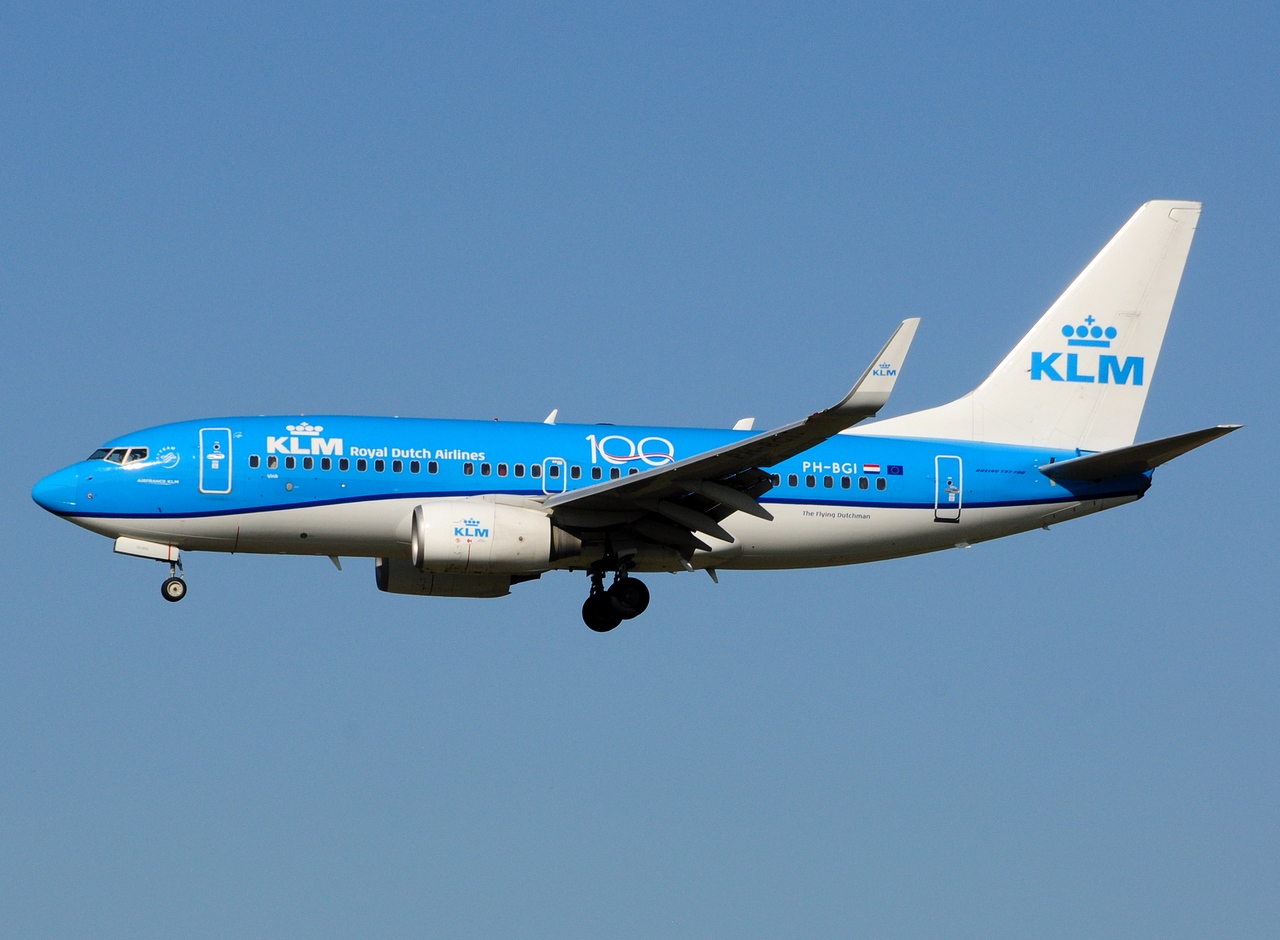 PH-BGI - 737-7K2(WL) - KLM Royal Dutch Airlines - AMS - 31-08-2019
