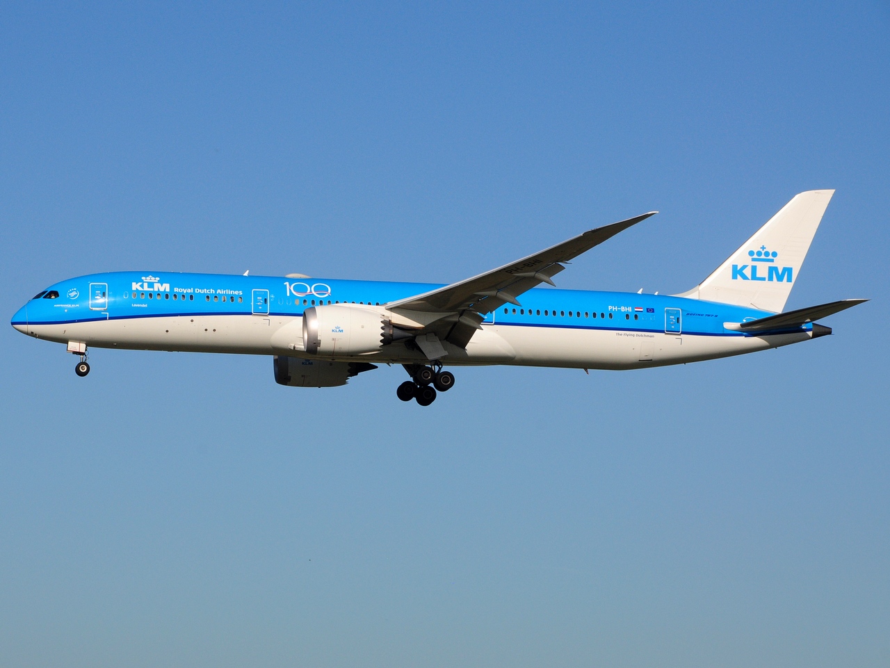 PH-BHI - 787-9 Dreamliner - KLM Royal Dutch Airlines - AMS - 31-08-2019