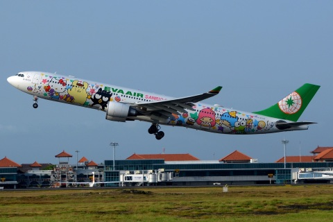 B-16333 - A330-302 - EVA Air - DPS - 03-12-2019