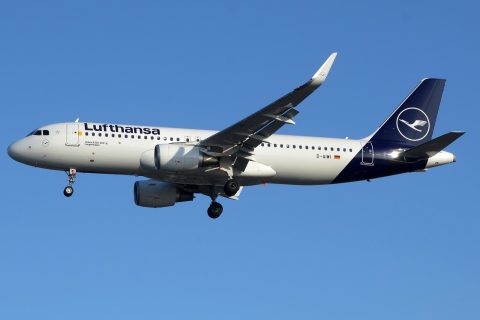 D-AIWI - A320-214(WL) - Lufthansa - LHR - 19-10-2019