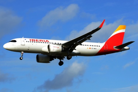 EC-MXY - A320-251N(WL) - Iberia - LHR - 18-10-2019