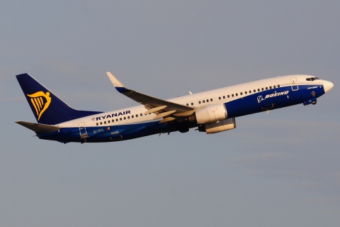 EI-DCL - 737-8AS(WL) - Ryanair - BCN - 03-06-2019b