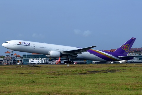 HS-TKD - 777-3D7 - Thai Airways International - DPS - 03-12-2019