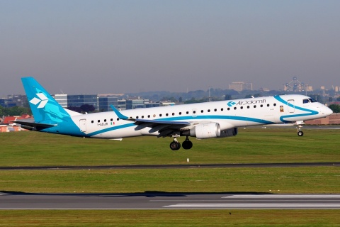 I-ADJR - ERJ-195LR (ERJ-190-200 LR) - Air Dolomiti - BRU - 15-05-2019