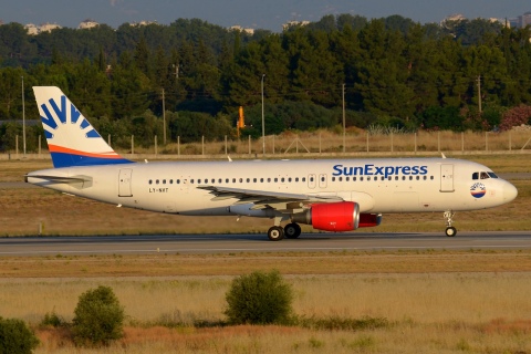 LY-NVT - A320-214 - SunExpress - AYT - 23-06-2019
