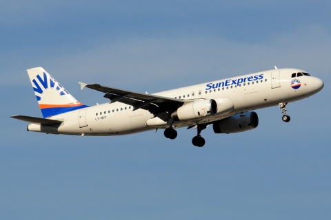 LY-NVY - A320-232 - SunExpress - AYT - 20-06-2019