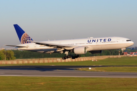 N791UA - 777-222(ER) - United Airlines - BRU - 15-05-2019