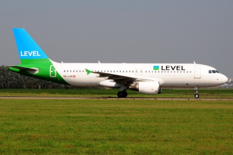 OE-LVR - A320-214 - LEVEL - AMS - 31-08-2019