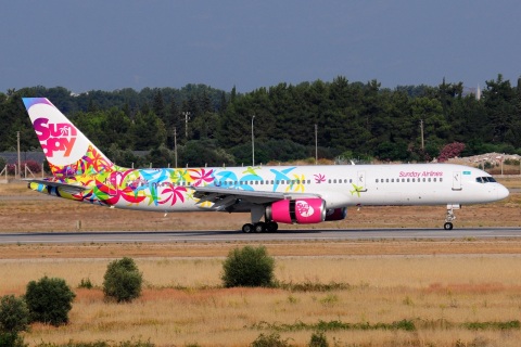 UP-B5704 - 757-21B - Sunday Airlines - AYT - 19-06-2019