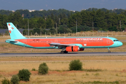 UR-WRI - A321-231 - Windrose Air - AYT - 22-06-2019