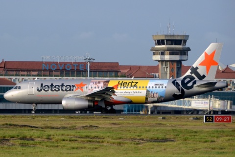 VH-JQX - A320-232 - Jetstar Airways - DPS - 03-12-2019b