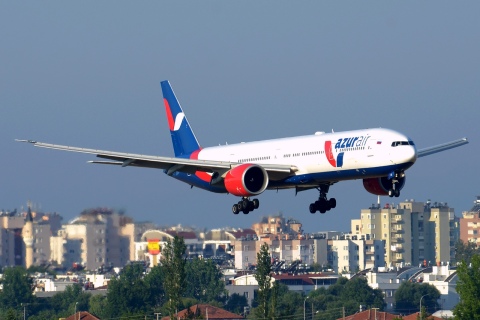 VQ-BZA - 777-31H(ER) - Azur Air - AYT - 23-06-2019b