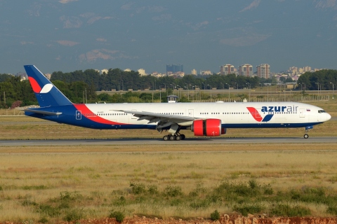 VQ-BZC - 777-31H(ER) - Azur Air - AYT - 22-06-2019