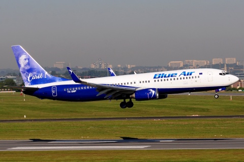 YR-BMP - 737-883(WL) - Blue Air - BRU - 15-05-2019