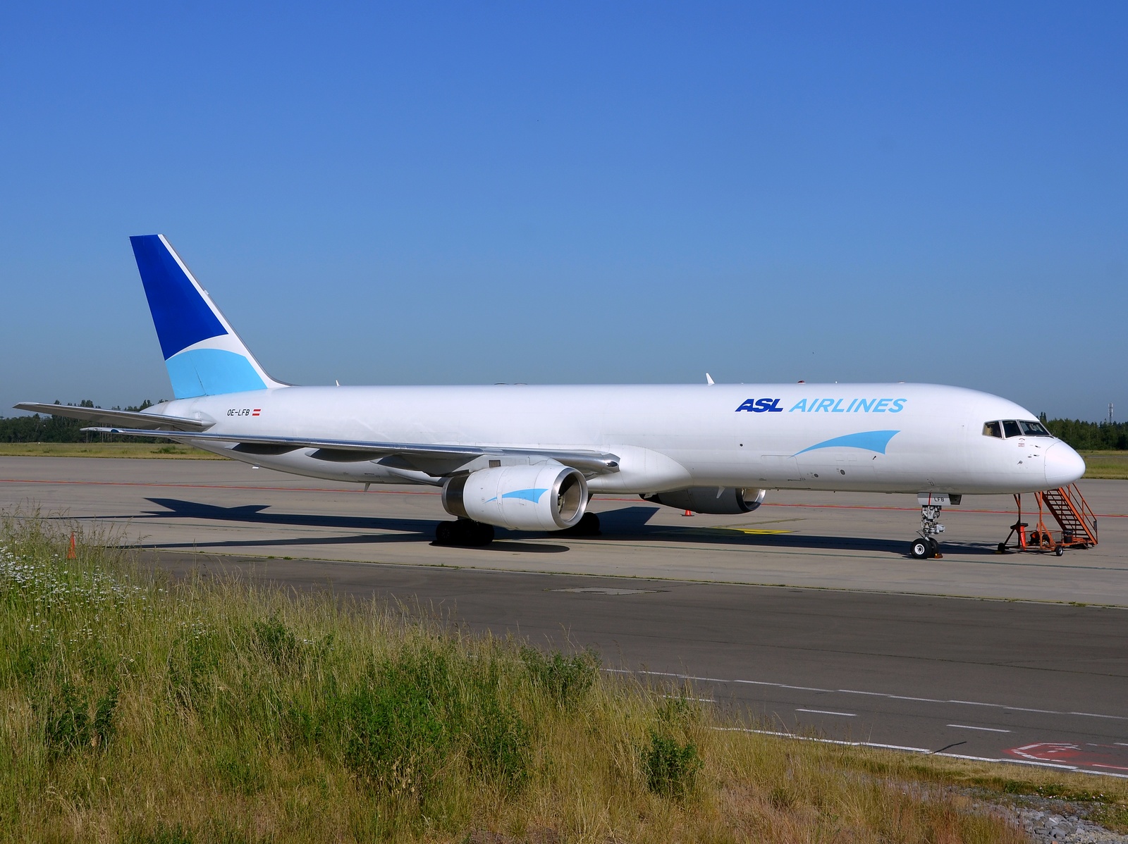 OE-LFB - 757-23APF - ASL Airlines Belgium - LGG - 27-05-2020