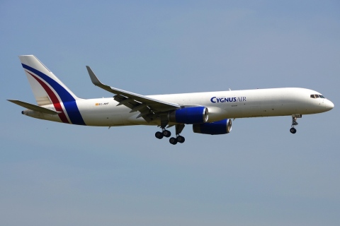 EC-NHF - 757-223(WL) - Cygnus Air - LGG - 07-05-2020