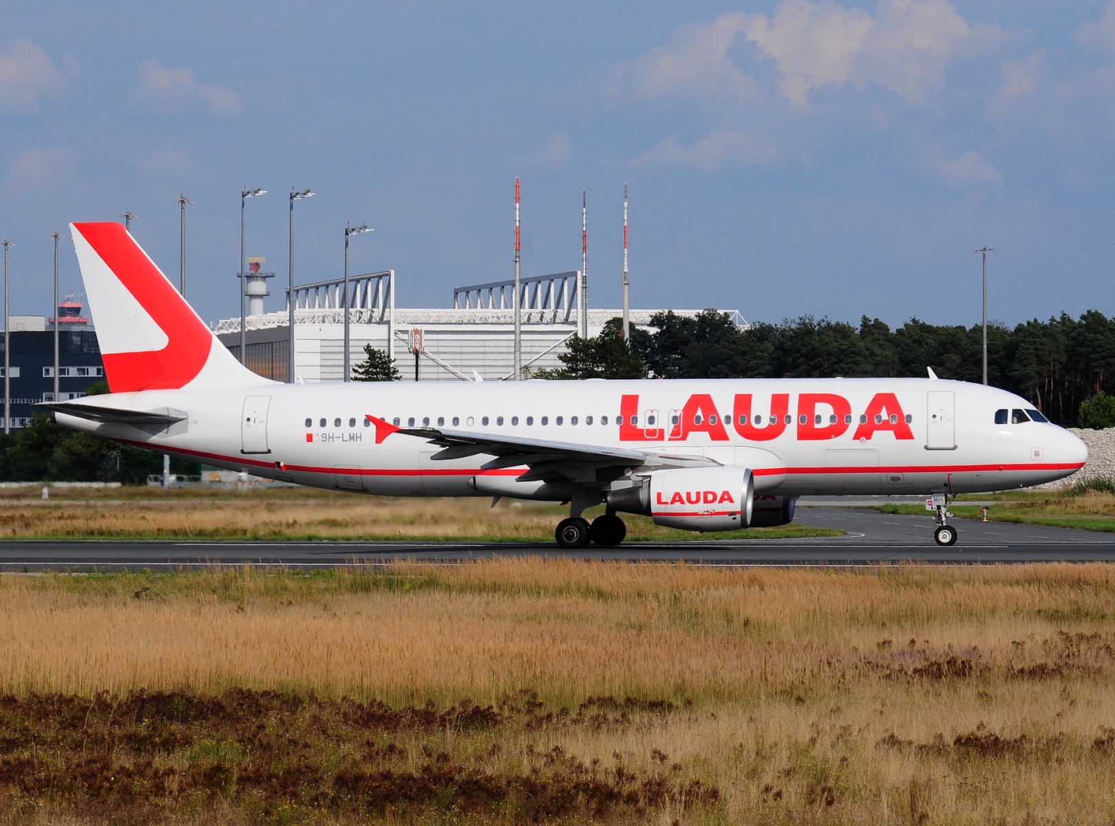 9H-LMH - A320-214 - Lauda Europe - FRA - 06-09-2021