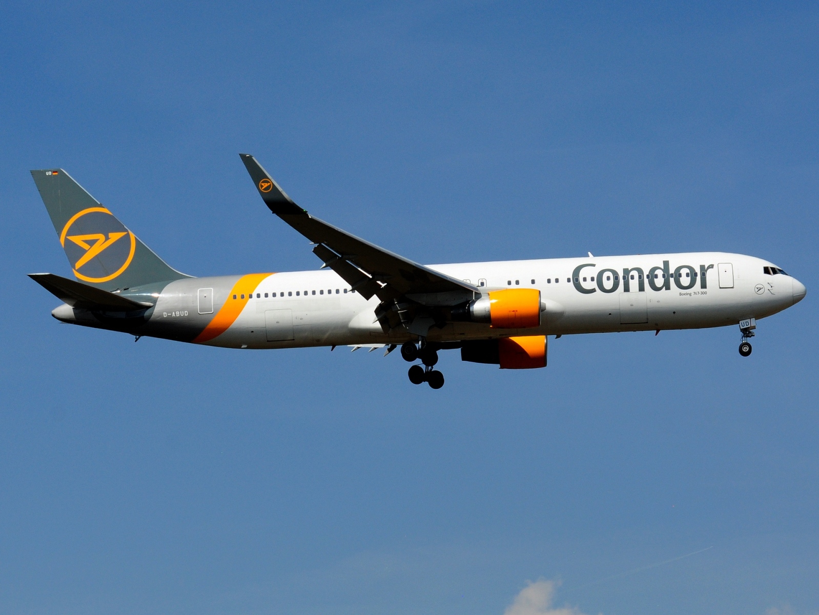 D-ABUD - 767-330(ER)(WL) - Condor - FRA - 06-09-2021