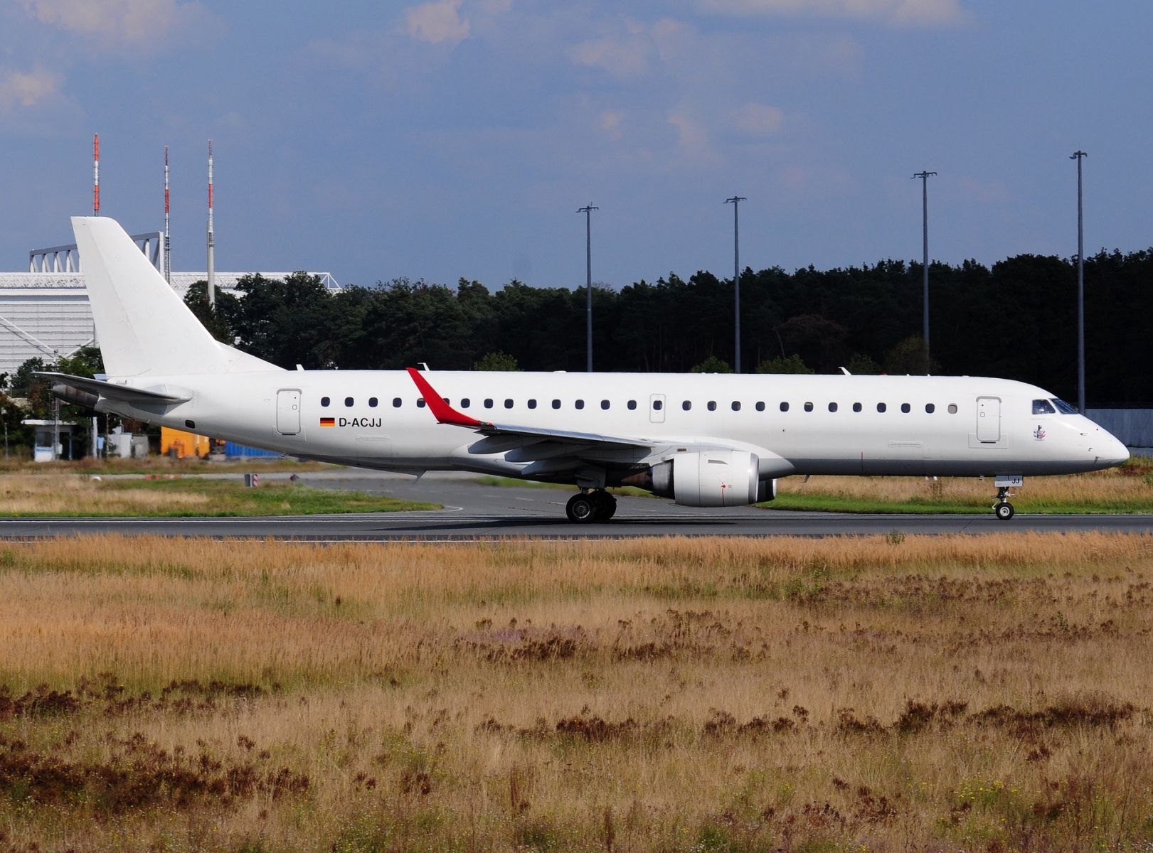 D-ACJJ - ERJ-190LR (ERJ-190-100 LR) - German Airways - FRA - 06-09-2021b