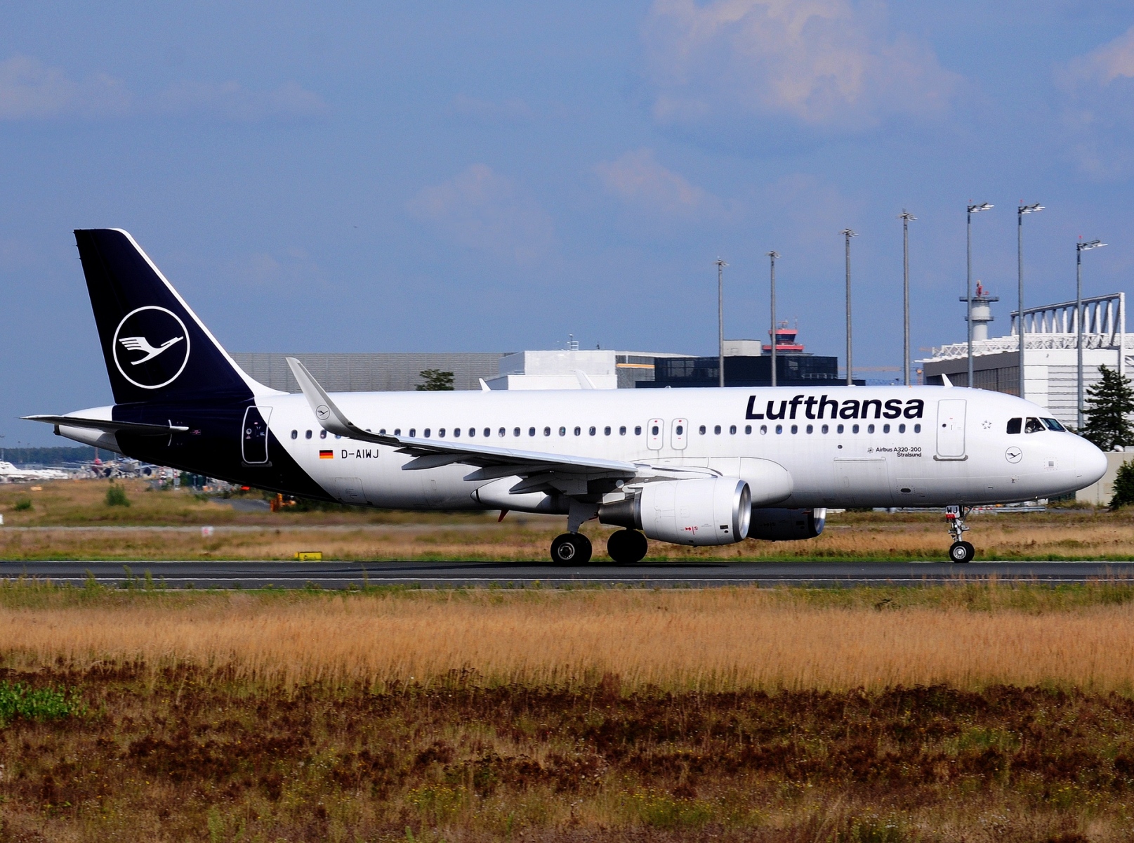 D-AIWJ - A320-214(WL) - Lufthansa - FRA - 06-09-2021b