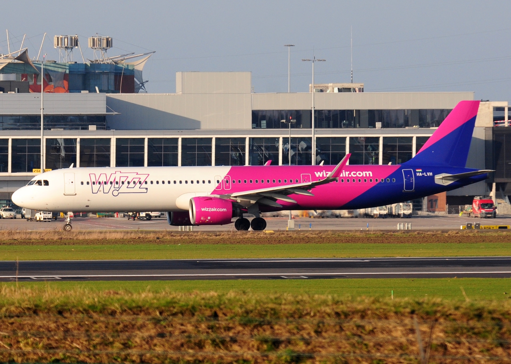 HA-LVH - A321-271NX(WL) - Wizz Air - CRL - 24-01-2021