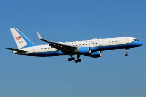 98-0002 - 757-2G4 (VC-32A) - United States Air Force - RMS - 08-09-2021