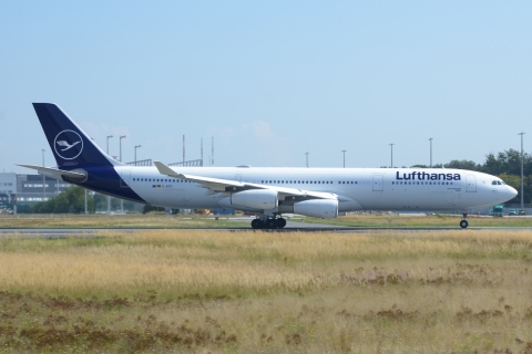 D-AIFD - A340-313 - Lufthansa - FRA - 06-09-2021