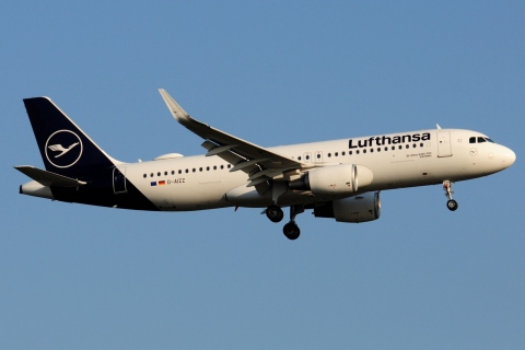 D-AIZZ - A320-214(WL) - Lufthansa - FRA - 06-09-2021