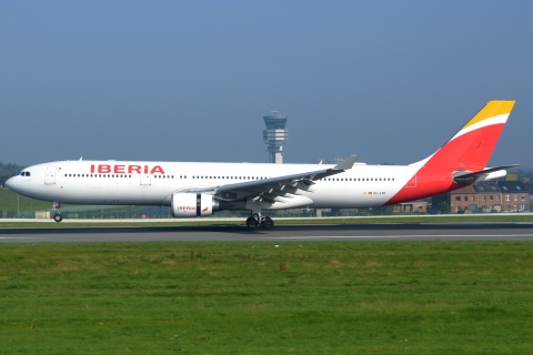 EC-LXK - A330-302 - Iberia - BRU - 05-09-2021