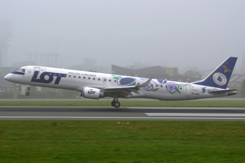 SP-LNC - ERJ-195LR (ERJ-190-200 LR) - LOT _ Polish Airlines - BRU - 04-09-2021