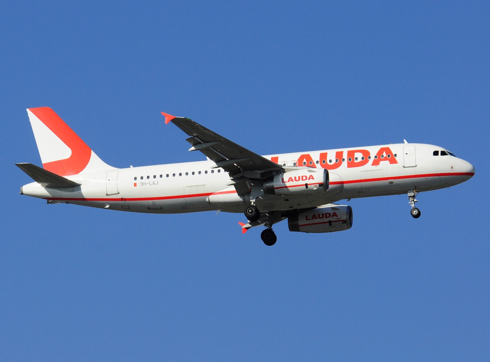 9H-LAJ - A320-232 - Lauda Europe - MAD - 05-05-2022