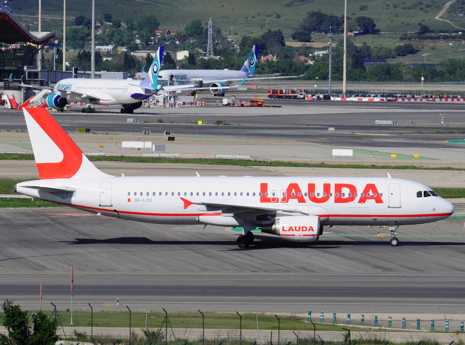 9H-LOU - A320-214 - Lauda Europe - MAD - 04-05-2022