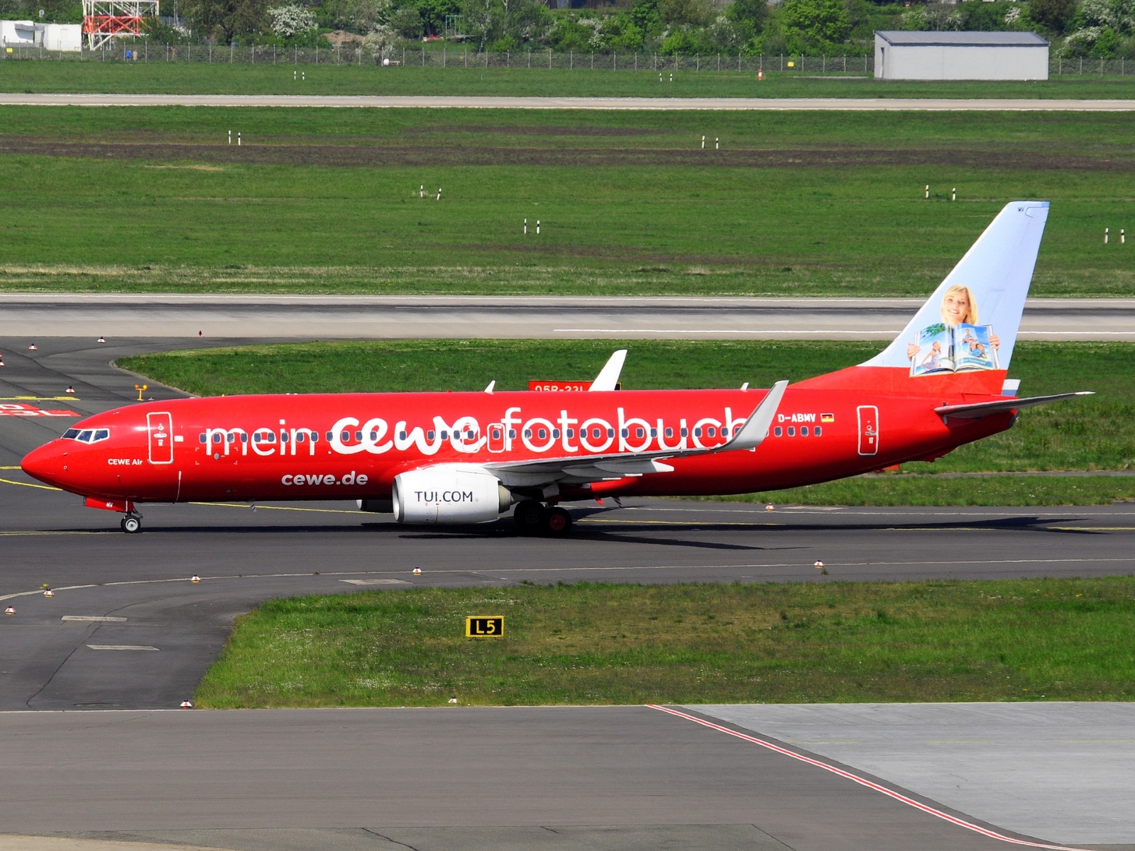 D-ABMV - 737-86J(WL) - TUIfly - DUS - 24-04-2022b
