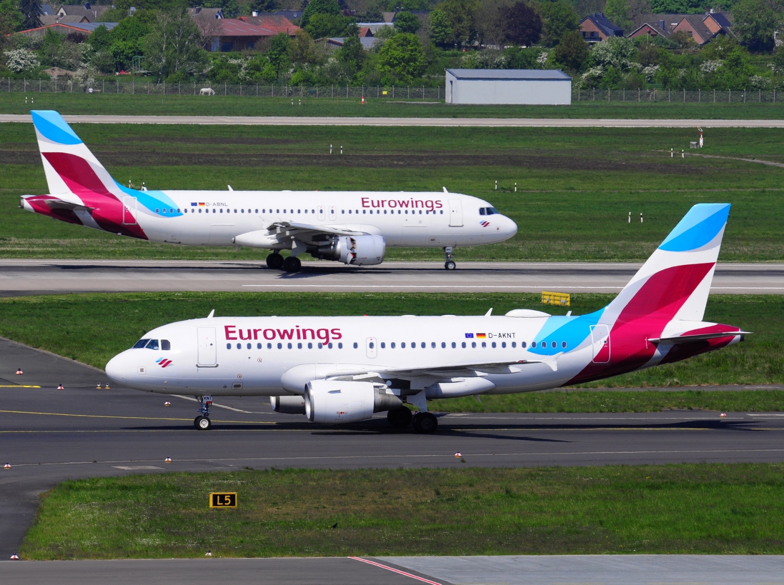 D-AKNT - A319-112 - Eurowings - DUS - 24-04-2022b